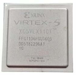 Układ FPGA Xilinx/AMD Virtex-5 XC5VLX110T-1FF1136C.