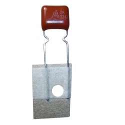 Kondensator poliestrowy 330nF 0,33uF 100V DC raster 7.5mm.